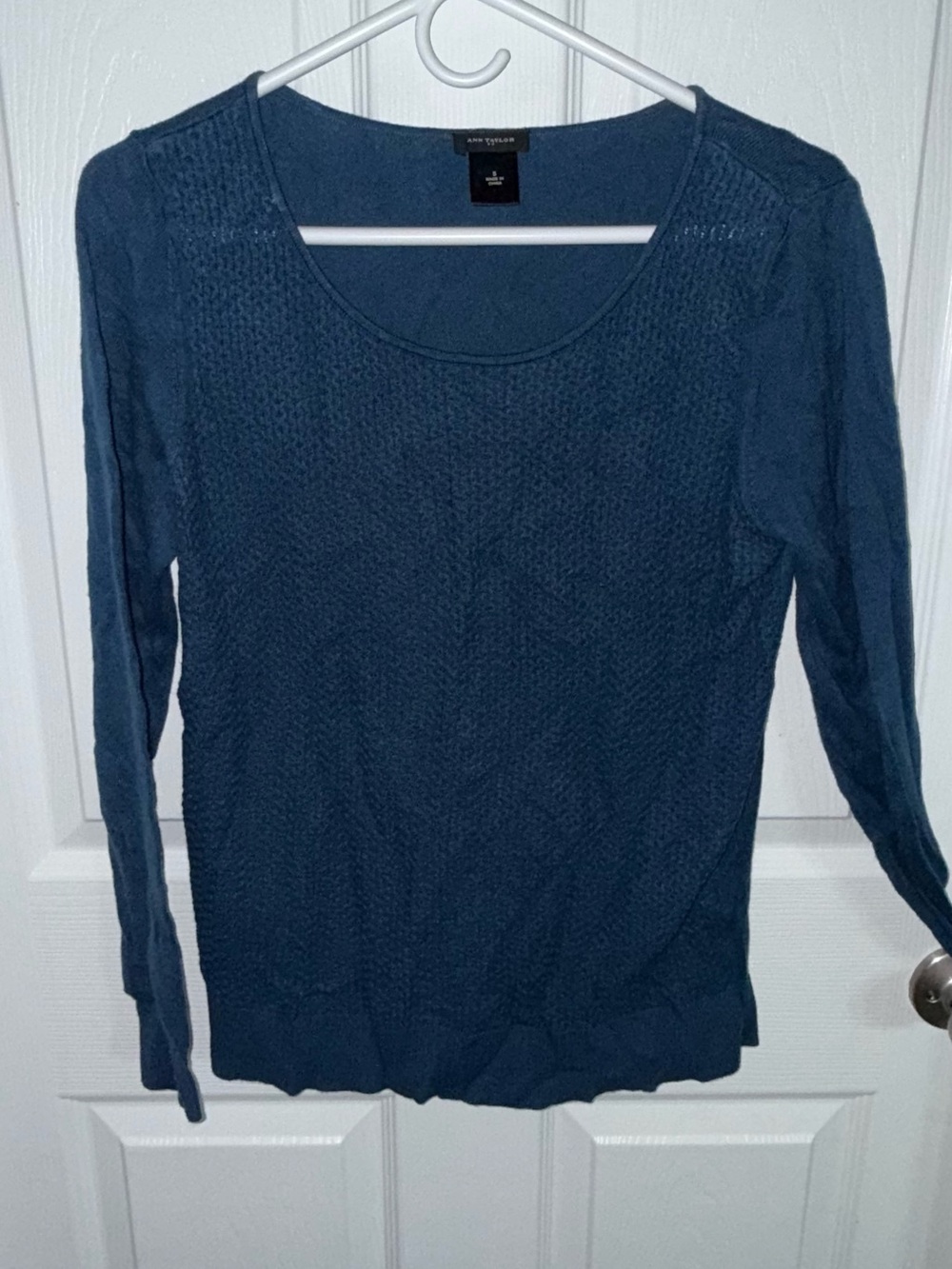 Ann Taylor Blue Scoop Neck Knit Sweater